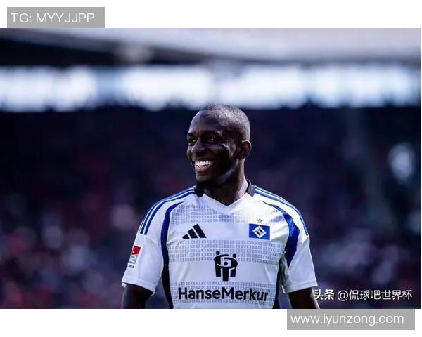 足球场上的魅力之星 谁是最帅球员的第三名？